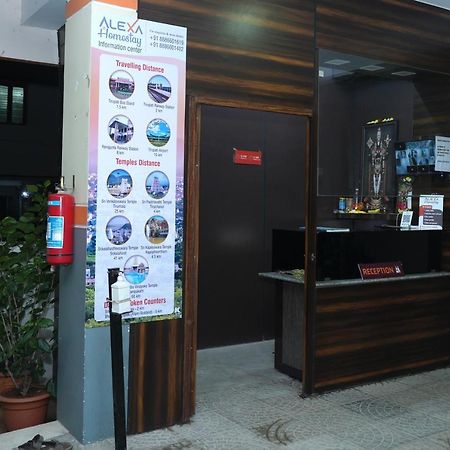 Alexa Home Stay Tirupati Exteriör bild
