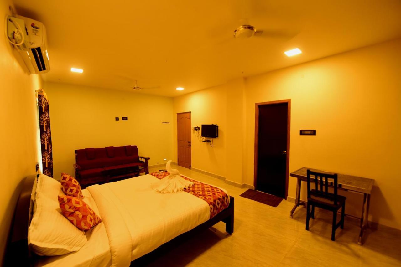 Alexa Home Stay Tirupati Exteriör bild